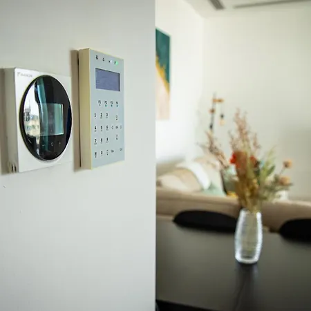 Luxury 2br Center 360 With Pool, Gym, Sauna Apartman Nicosia