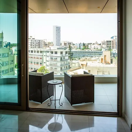 Luxury 2br Center 360 With Pool, Gym, Sauna Διαμέρισμα *