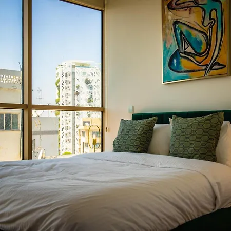 Luxury 2br Center 360 With Pool, Gym, Sauna Nicosie