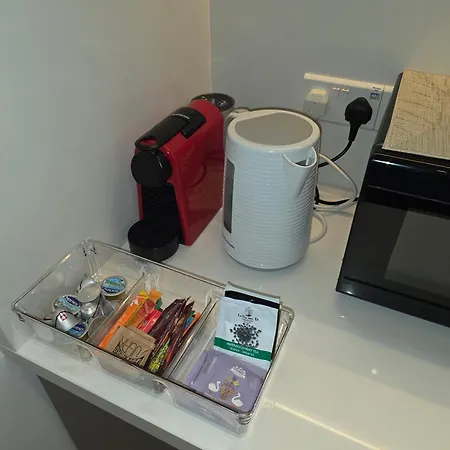 Luxury 2br Center 360 With Pool, Gym, Sauna Λευκωσία