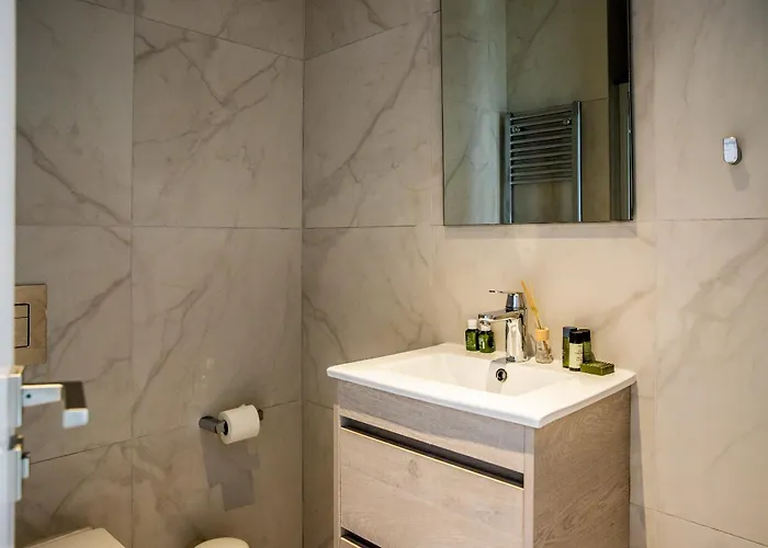 Appartement Luxury 2br Center 360 With Pool, Gym, Sauna *